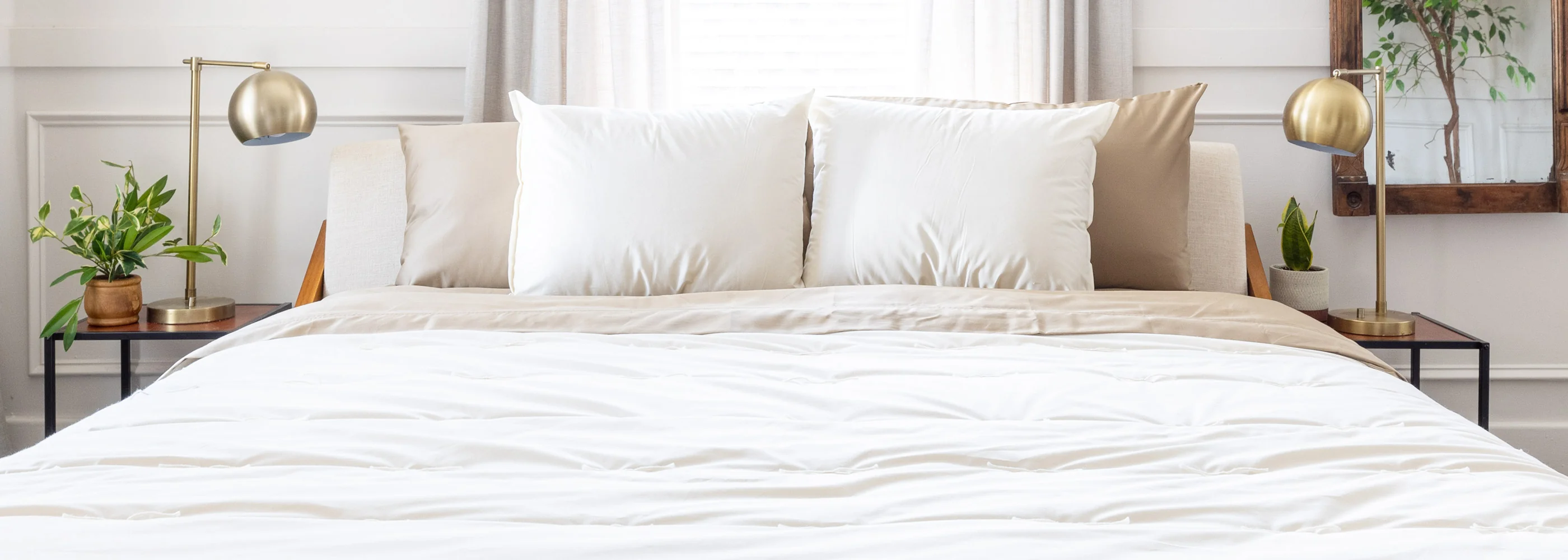Lightweight Wool Comforter + Pillows - Image 4